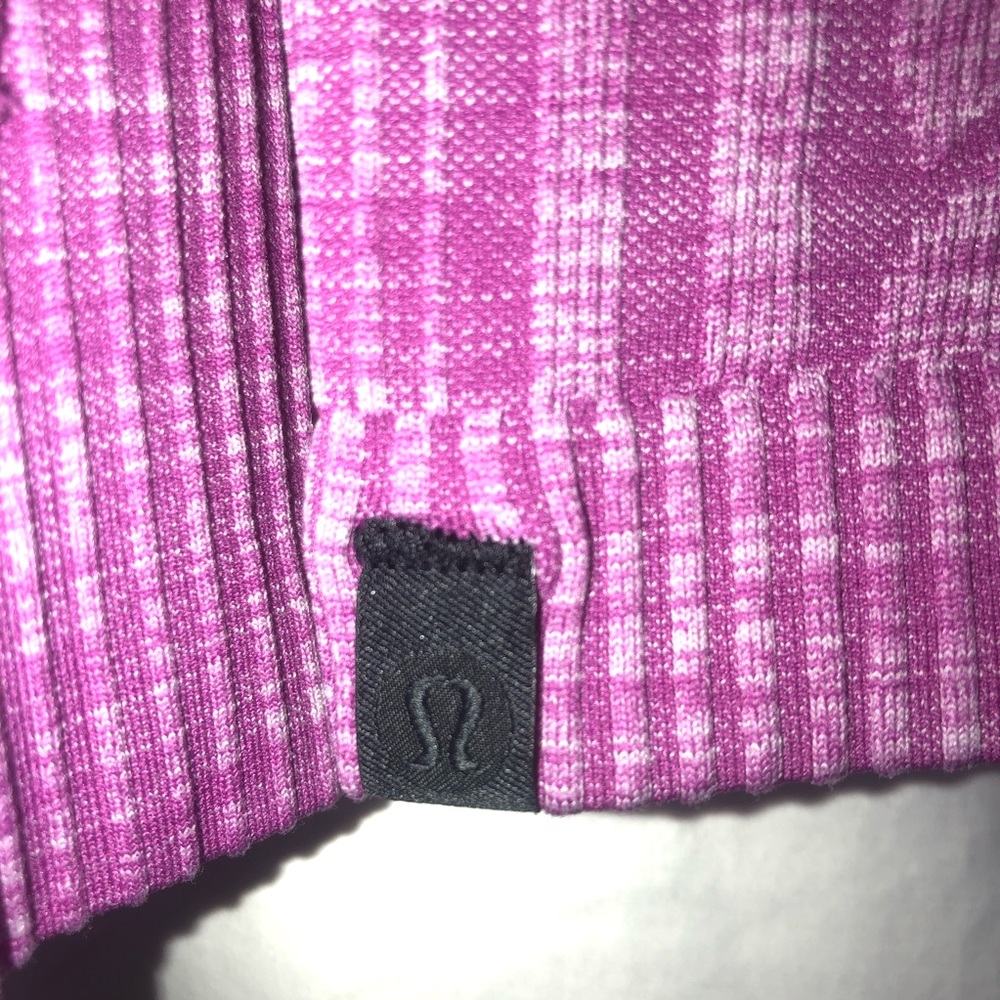 ❌ SOLD ❌ Lululemon long sleeve - Picture 6 of 6